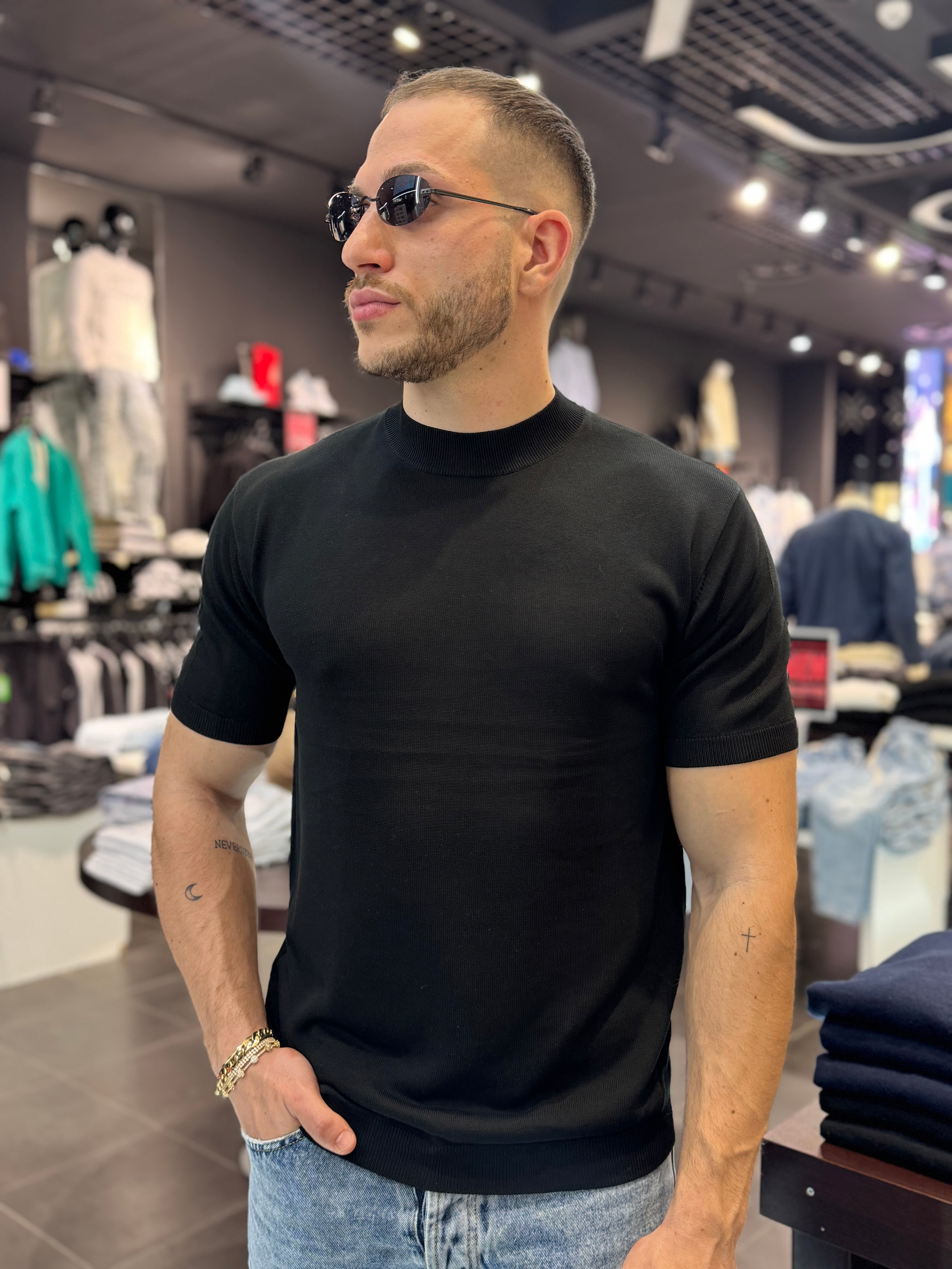 Maglia Mezzo Collo In Filo