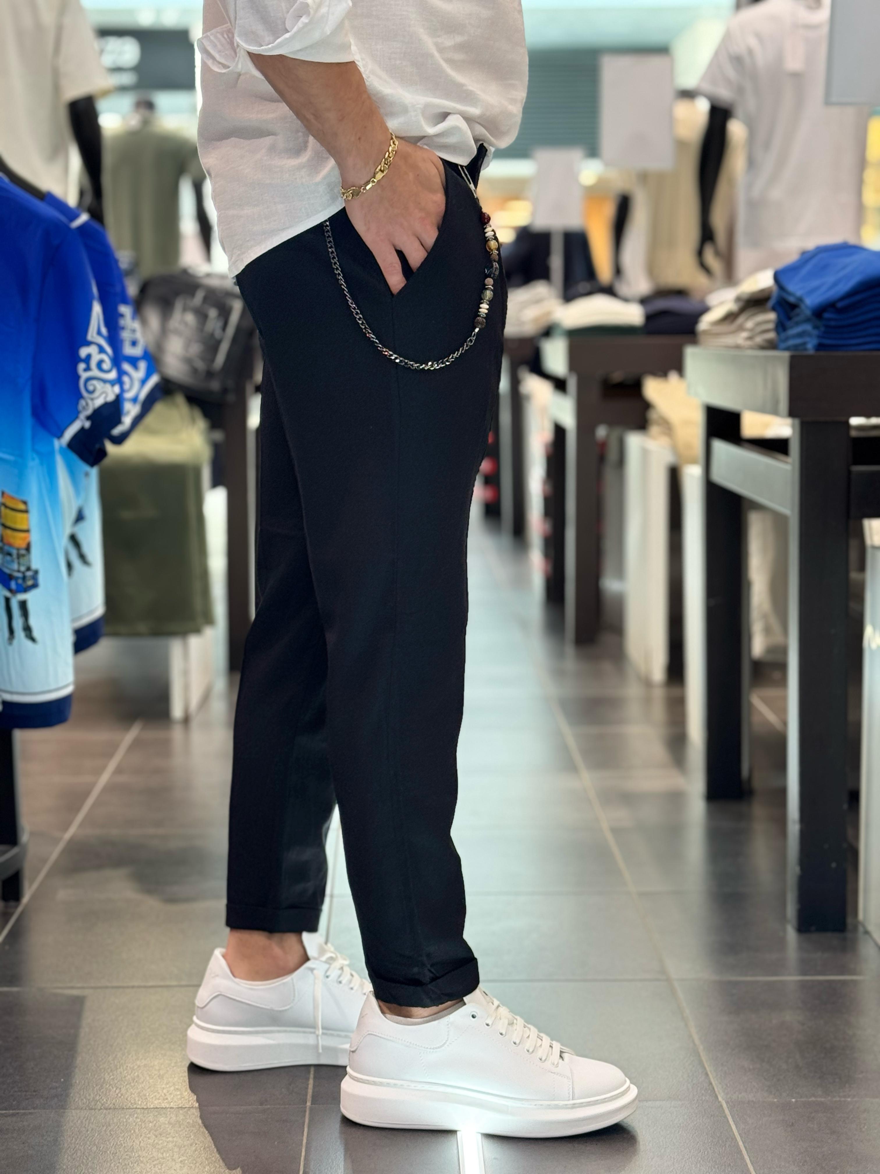 Pantalone con Bottone in Lino