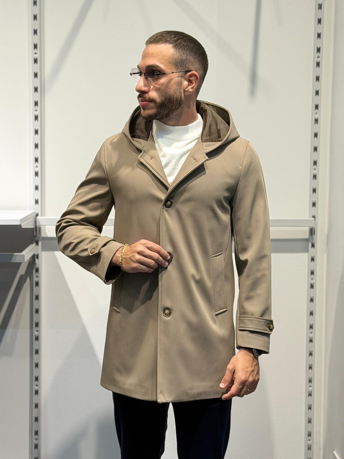 Trench Con Cappuccio