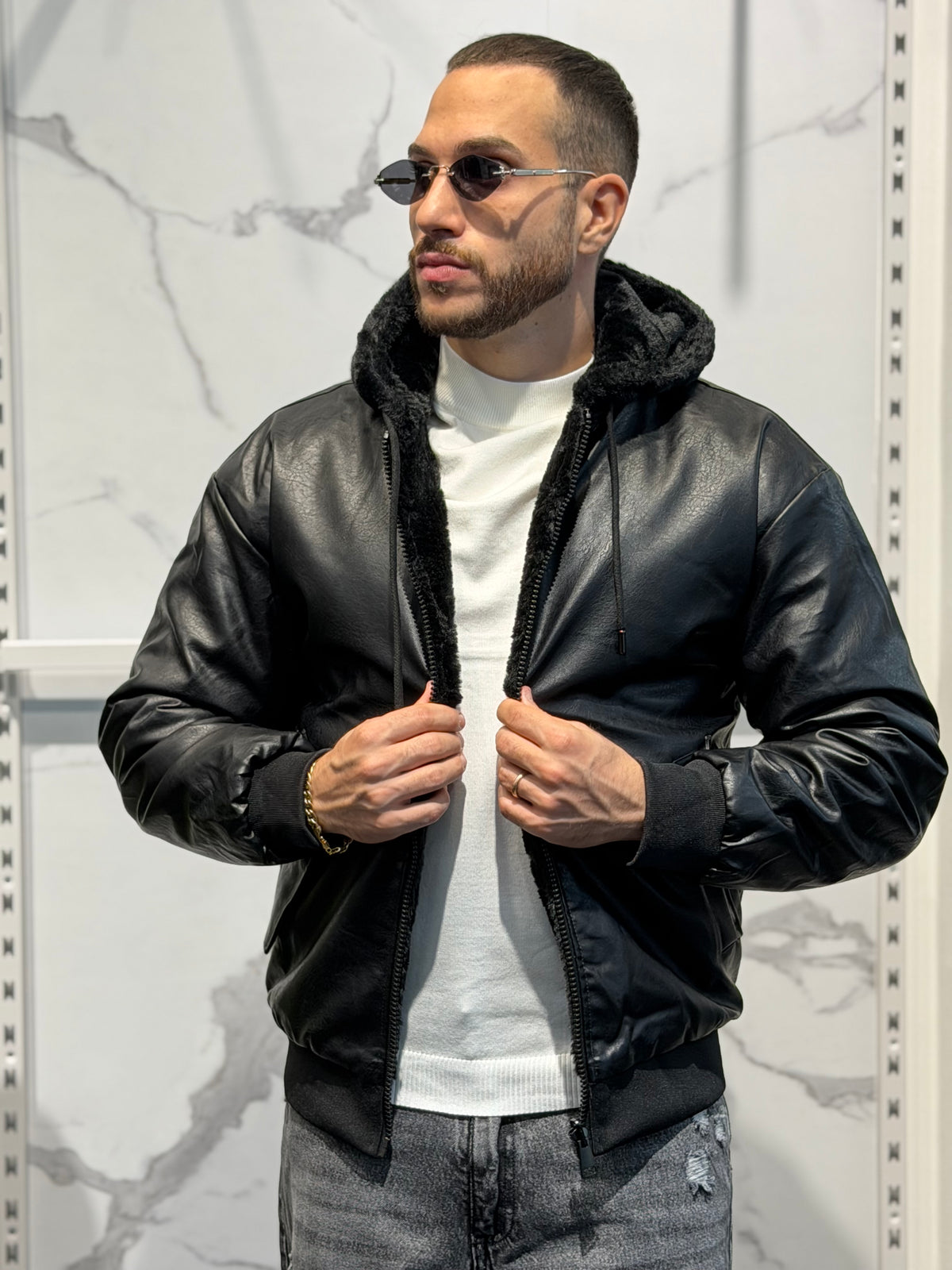 Giubbotto/Pelliccia Reversibile Con Cappuccio