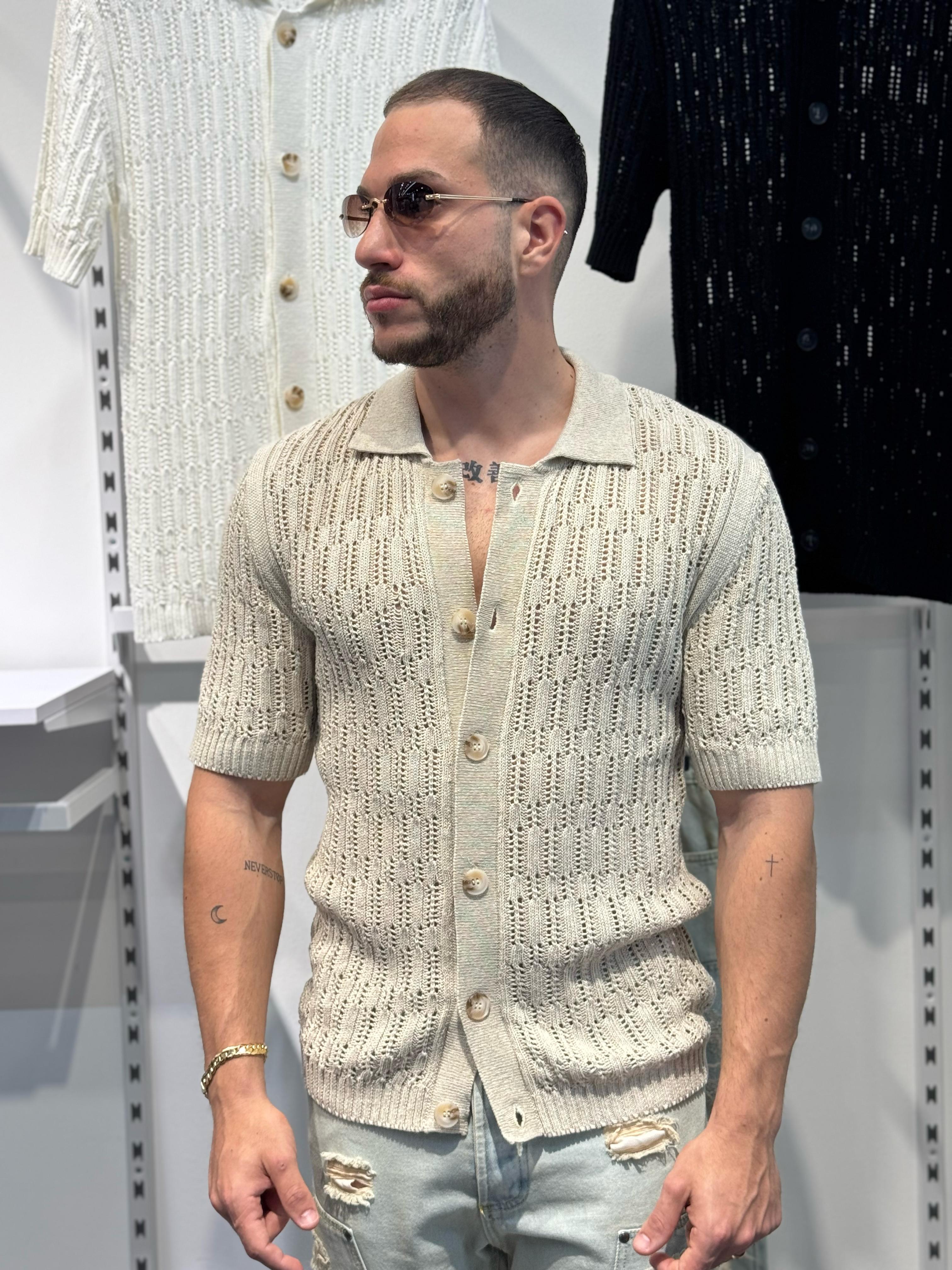 Polo Camicia Traforata con Bottoni